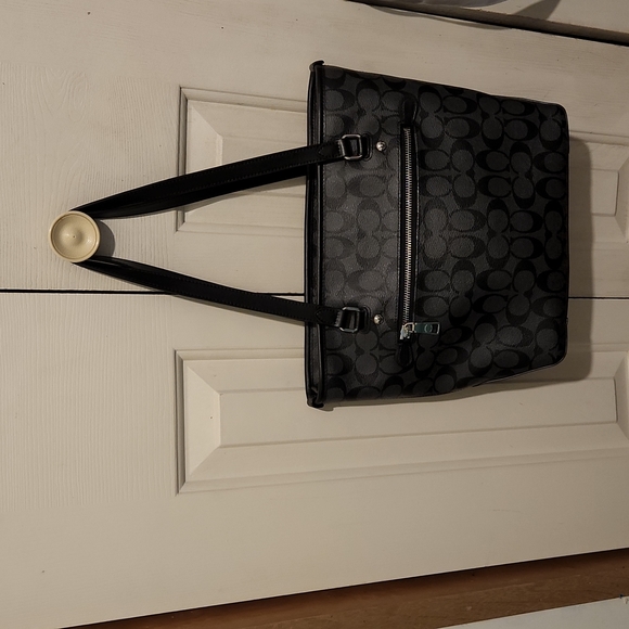 Black Coach Tote Bag - Picture 2 of 6